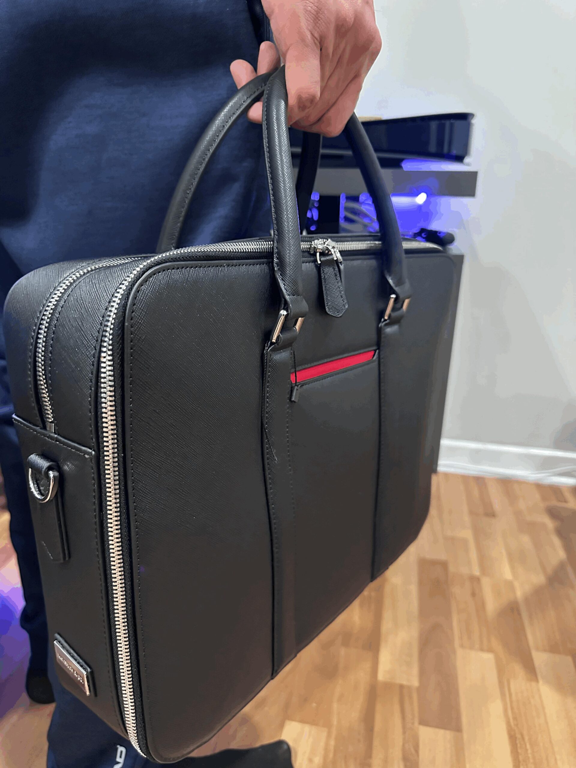 Classy Black Leather Double-Zip Laptop Briefcase Bag Review