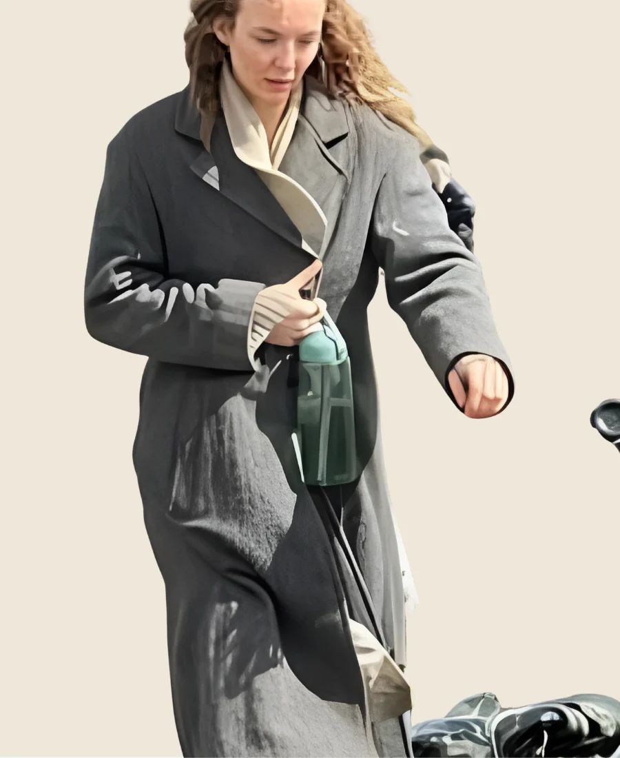 28 Years Later 2025 Jodie Comer Trench Coat Front Image