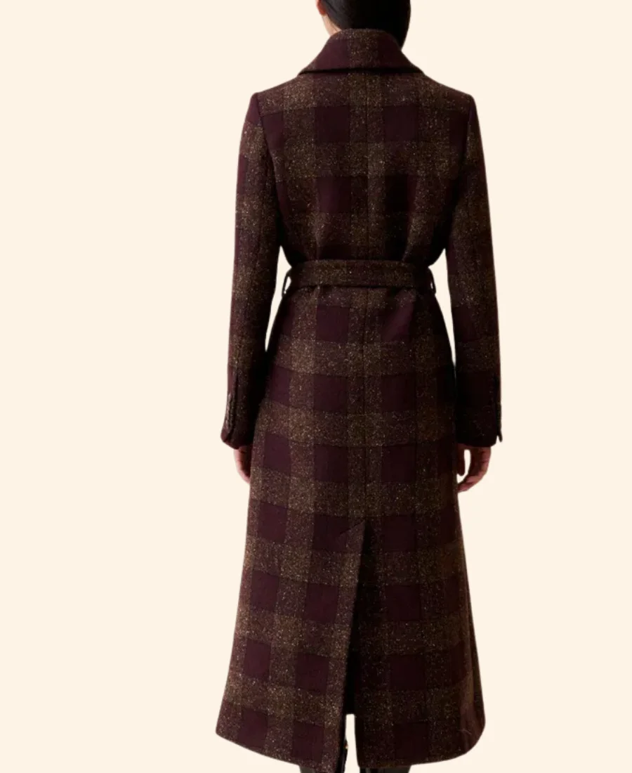 The Woman In Cabin 10 Keira Knightley Checked Coat Back Image